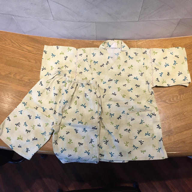 110センチ☆トンボ柄甚平 キッズ/ベビー/マタニティのキッズ服男の子用(90cm~)(甚平/浴衣)の商品写真