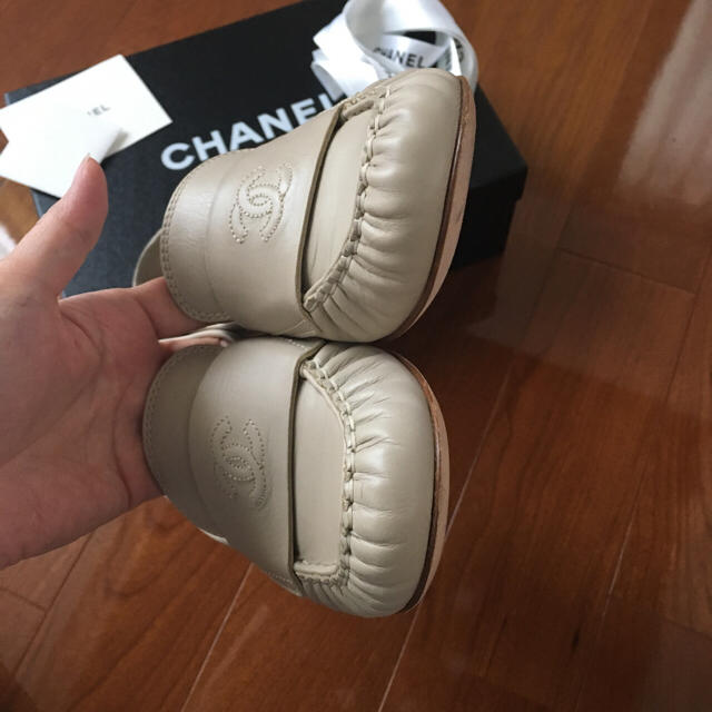 CHANEL(シャネル)のはな様専用♡ 美品 シャネル ローファー レザー size37.5C レディースの靴/シューズ(ローファー/革靴)の商品写真