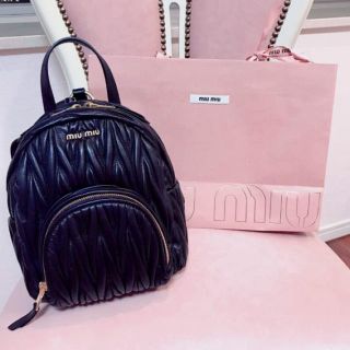 【年末まで出品】ミュウミュウ MIUMIUバックパック リュックサック