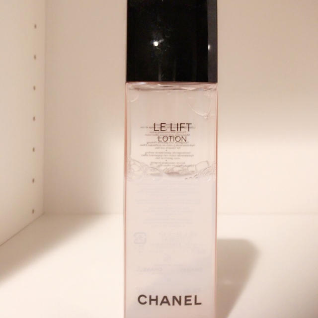 CHANEL(シャネル)のお値下げ☆CHANEL 化粧水 コスメ/美容のスキンケア/基礎化粧品(化粧水/ローション)の商品写真