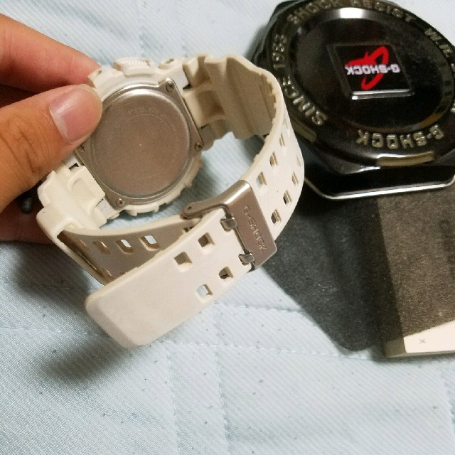 G-SHOCK(ジーショック)のG－SHOCKホワイト メンズの時計(腕時計(デジタル))の商品写真