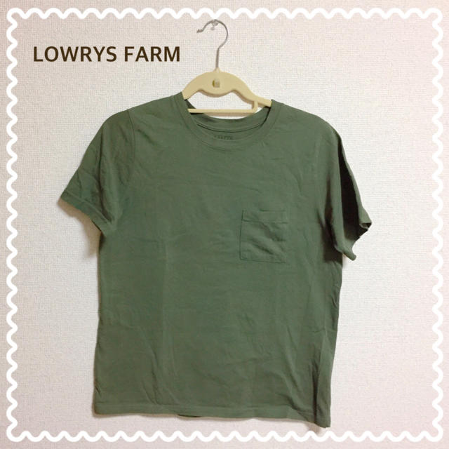 LOWRYS FARM(ローリーズファーム)のLOWRYSFARM ＊ カーキTシャツ レディースのトップス(Tシャツ(半袖/袖なし))の商品写真