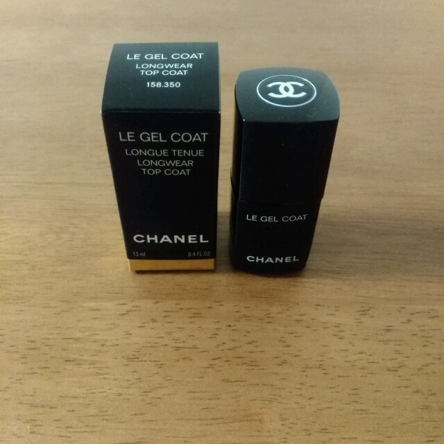 CHANEL(シャネル)の【ちはやふる様用】CHANEL♡トップコート コスメ/美容のネイル(ネイルトップコート/ベースコート)の商品写真