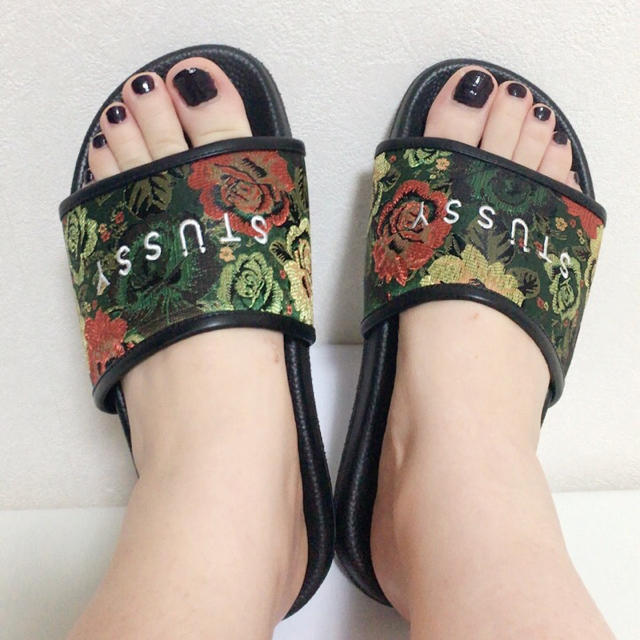 STUSSY(ステューシー)のSTUSSY WOMEN ”flower jacquard sandal” レディースの靴/シューズ(サンダル)の商品写真