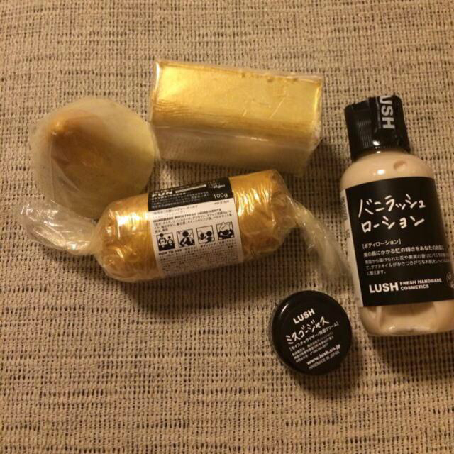 LUSH(ラッシュ)のLUSH♡5点セット コスメ/美容のボディケア(その他)の商品写真