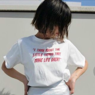 エヴリス(EVRIS)のevris ロゴTシャツ(その他)