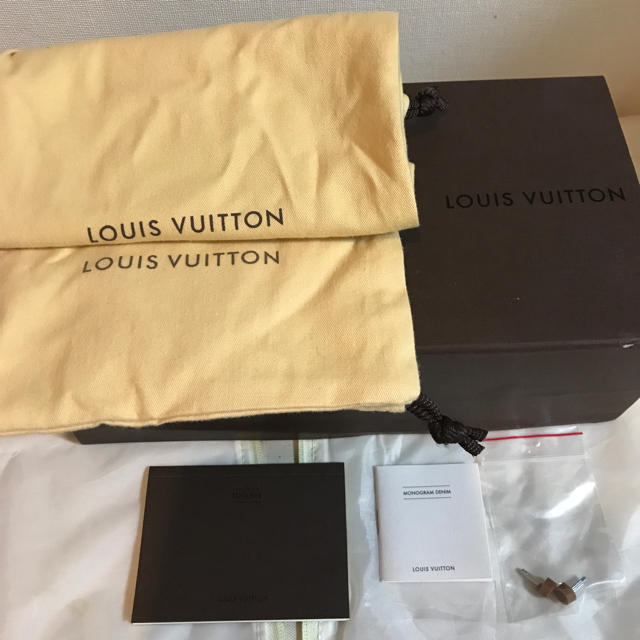 LOUIS VUITTON(ルイヴィトン)のヴィトン デニムミュール レディースの靴/シューズ(ミュール)の商品写真