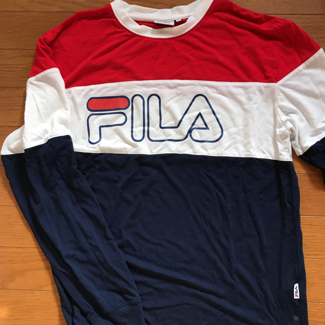 FILA(フィラ)のFILA長袖Tシャツ／L レディースのトップス(Tシャツ(長袖/七分))の商品写真