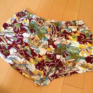 アングリッド(Ungrid)のアロハ柄ショートパンツ(ショートパンツ)