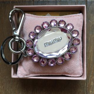 ミュウミュウ(miumiu)のmiumiu チャーム キーホルダー(キーホルダー)