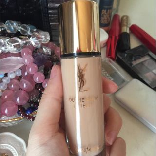 イヴサンローランボーテ(Yves Saint Laurent Beaute)の★りんご様の専用ページ★YSL タンラディアントタッチエクラBR20(ファンデーション)