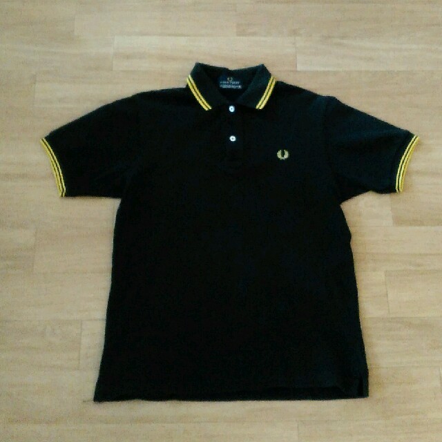 FRED PERRY(フレッドペリー)の【美品】FRED PERRYポロシャツ　※サイズL メンズのトップス(ポロシャツ)の商品写真