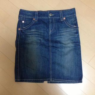 リーバイス(Levi's)のデニムスカート(ひざ丈スカート)