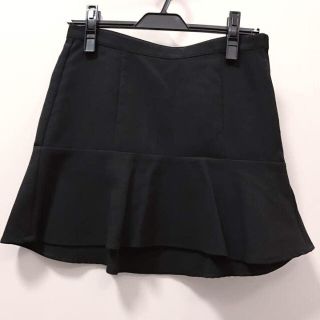 エイチアンドエム(H&M)の【新品】H&M 黒ミニスカート(ミニスカート)