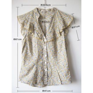 フォーエバートゥエンティーワン(FOREVER 21)のforever21 花柄がかわいいブラウス(シャツ/ブラウス(半袖/袖なし))