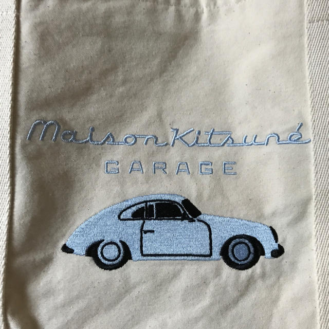 MAISON KITSUNE'(メゾンキツネ)のmaison kitsune garage キャンバストートバッグ レディースのバッグ(トートバッグ)の商品写真