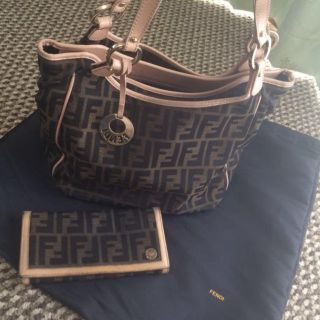 フェンディ(FENDI)のFENDIバック♡財布(トートバッグ)