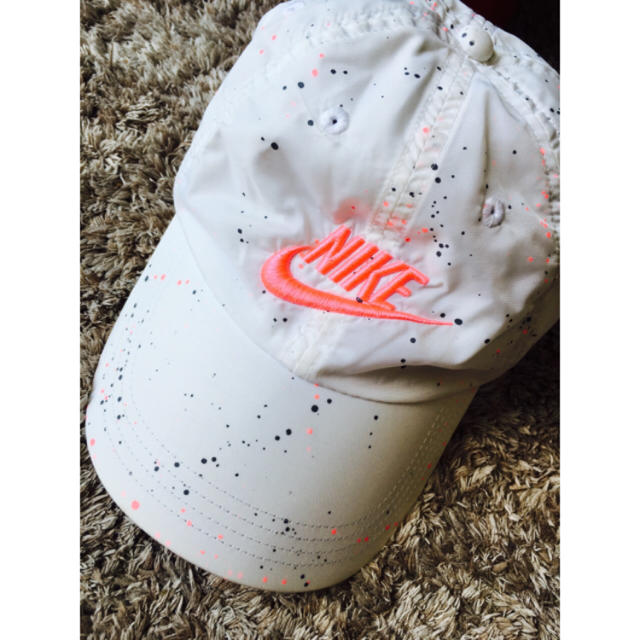 NIKE(ナイキ)のNIKE キャップ レディースの帽子(キャップ)の商品写真