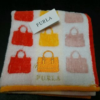 フルラ(Furla)の新品💗フルラタオルハンカチ(バッグイエロー)(ハンカチ)