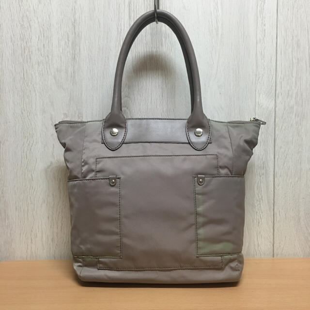 MARC BY MARC JACOBS(マークバイマークジェイコブス)の【MARC by MARC JACOBS】定価8万程 トートバッグ レディースのバッグ(トートバッグ)の商品写真