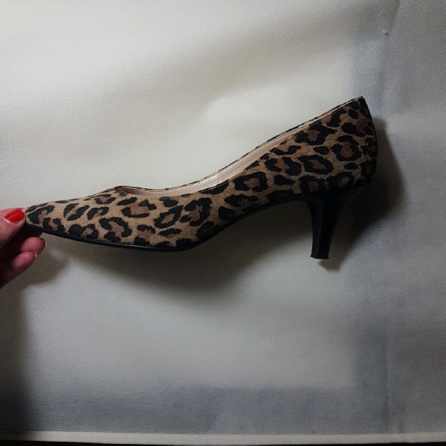DIANA(ダイアナ)のレオパードパンプス レディースの靴/シューズ(ハイヒール/パンプス)の商品写真
