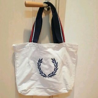 フレッドペリー(FRED PERRY)の＊みか様専用です＊FRED PERRYバッグ＆Couturebroochおまとめ(トートバッグ)