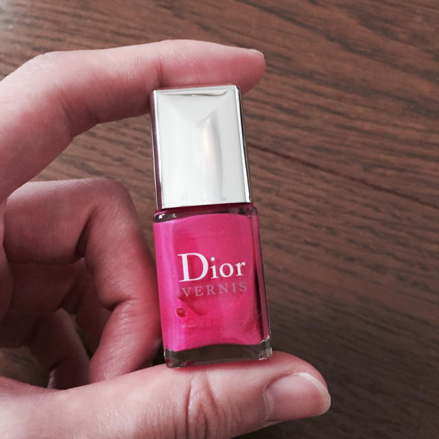 Christian Dior(クリスチャンディオール)の【最終お値下げ】Dior ヴェルニ コスメ/美容のネイル(マニキュア)の商品写真