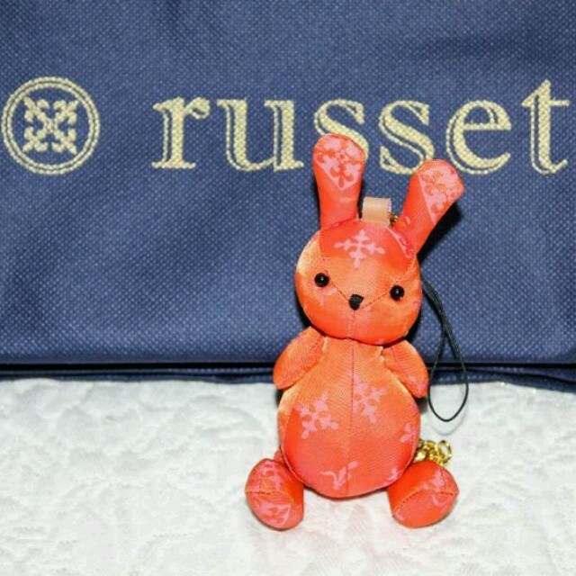 Russet(ラシット)の新品◆【russet ラシット 】コロコロうさぎチャーム ストラップ オレンジ レディースのファッション小物(キーホルダー)の商品写真