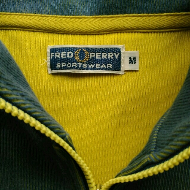 FRED PERRY(フレッドペリー)の【売約済み】【FRED PERRY】ジャージ　※サイズM メンズのジャケット/アウター(その他)の商品写真