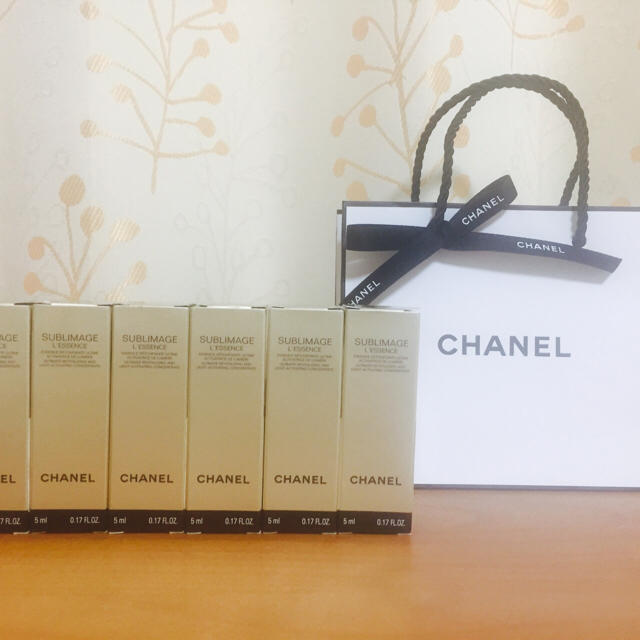 CHANEL(シャネル)の9万シャネル新品サブリマージュ レサンス美容液50ml  コスメ/美容のスキンケア/基礎化粧品(美容液)の商品写真