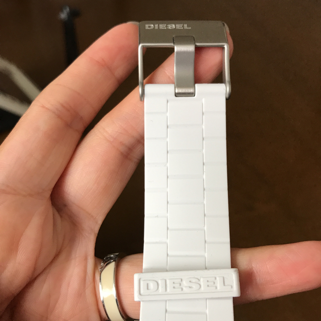 DIESEL(ディーゼル)のディーゼル 腕時計 白 レディースのファッション小物(腕時計)の商品写真