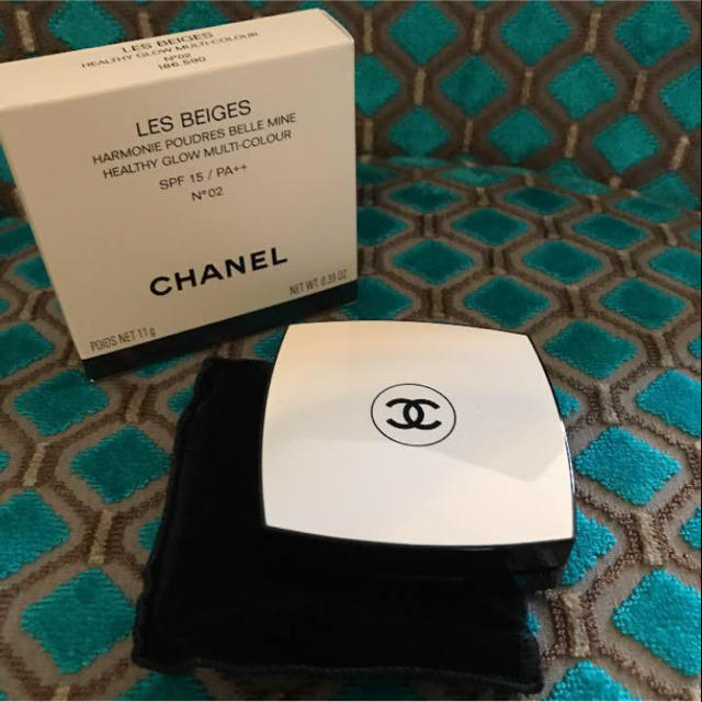 CHANEL(シャネル)のバナバナ様   CHANELフェイスパウダー コスメ/美容のベースメイク/化粧品(フェイスパウダー)の商品写真