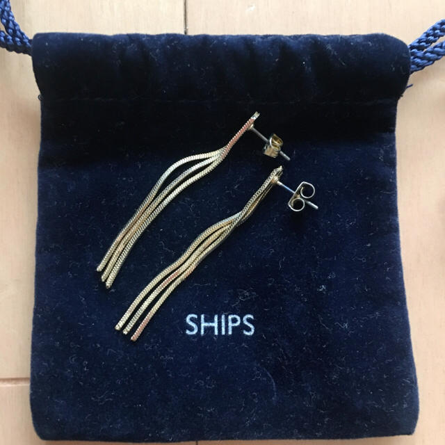 SHIPS for women(シップスフォーウィメン)の完売商品＊SHIPS  / スネーク フリンジ ピアス レディースのアクセサリー(ピアス)の商品写真