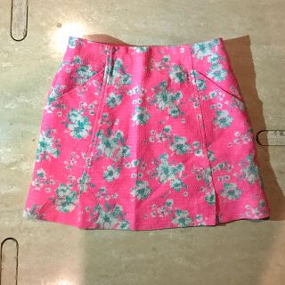 トップショップ(TOPSHOP)のTOPSOP / 花柄 タイトミニスカート 💕(ミニスカート)