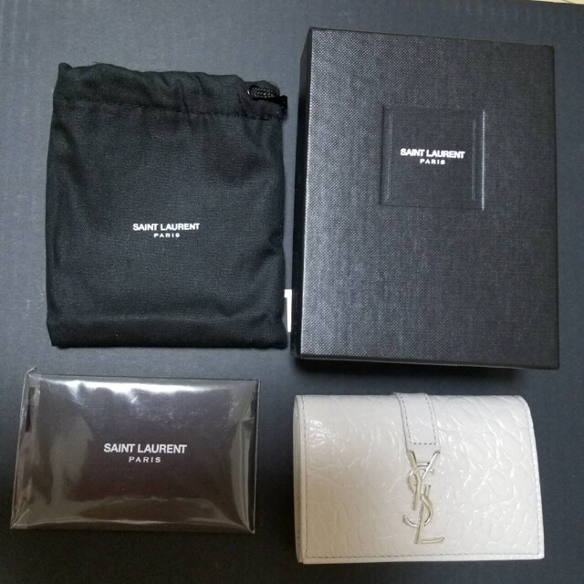 Saint Laurent(サンローラン)のYSL 新品未使用 キーケース レディースのファッション小物(キーケース)の商品写真