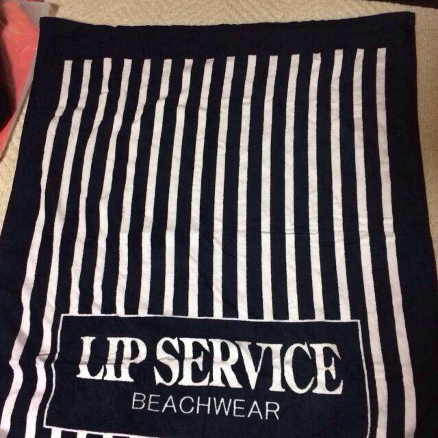 LIP SERVICE(リップサービス)のLIP SERVICE★ビーチタオル レディースの水着/浴衣(水着)の商品写真