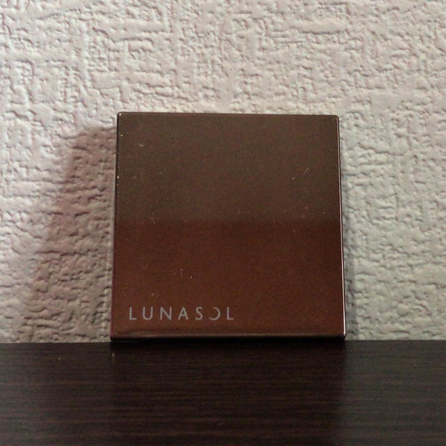 LUNASOL(ルナソル)のルナソル アイリッドベースＮ コスメ/美容のベースメイク/化粧品(化粧下地)の商品写真