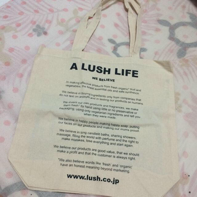 LUSH(ラッシュ)のLUSH エコトートバック レディースのバッグ(エコバッグ)の商品写真