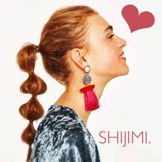 ザラ(ZARA)の⌘【ZARA2017 新作♡即完売ピアス】パール♡ボーダー新作 お洒落⌘(ピアス)