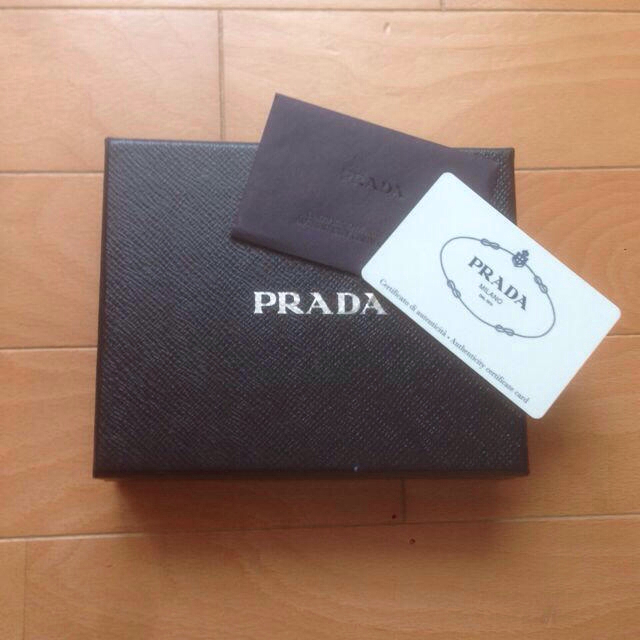 PRADA ブルー 財布