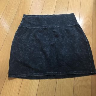 フォーエバートゥエンティーワン(FOREVER 21)の新品！FOREVER21 ケミカルミニスカート 黒 グレー ゴム S(ミニスカート)