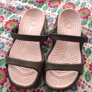 クロックス(crocs)のクロックス サンダル♡(サンダル)