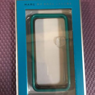 マークバイマークジェイコブス(MARC BY MARC JACOBS)のMARC BY MARC JACOBS iPhone 5 バンパー2個セット(iPhoneケース)