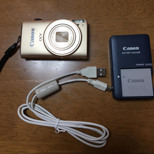 Canon(キヤノン)のCanon IXY610F ゴールド 美品♬ スマホ/家電/カメラのカメラ(コンパクトデジタルカメラ)の商品写真
