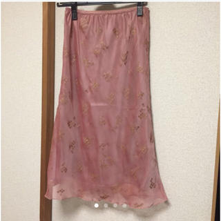 オゾック(OZOC)のセール☆【新品】OZOC   ピンク色のきれいめシフォンスカート  38(ひざ丈スカート)