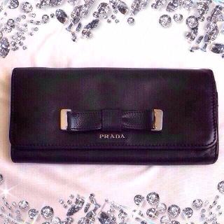 プラダ(PRADA)の売り切り❤︎PRADA黒リボン長財布(財布)