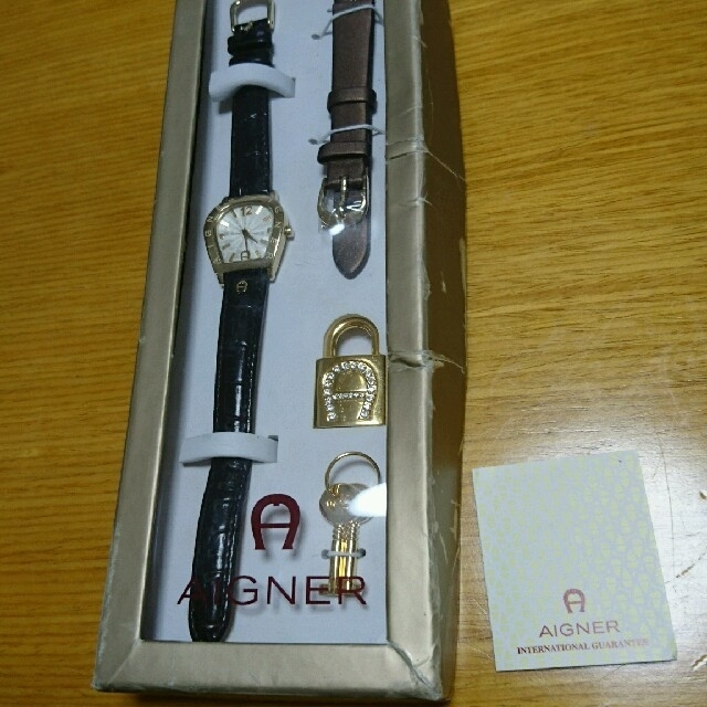 AIGNER - hyon318様専用出品月末まで値下げAIGNERレディース腕時計 ...