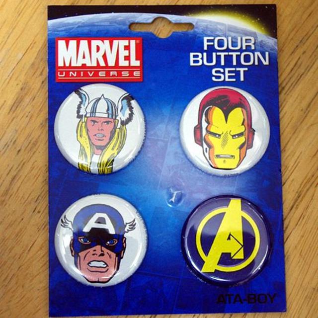 Marvel アベンジャーズの缶バッジ 4種セット アイアンマン アメコミグッズ 新品の通販 By Blue Lotus マーベルならラクマ