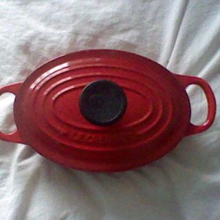 ルクルーゼ(LE CREUSET)のシンデレラガールさま専用(´ｰ`* ))))ルクルーゼオーバル鍋１７センチ(調理道具/製菓道具)