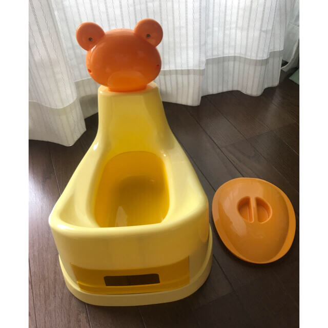 おまる キッズ/ベビー/マタニティのおむつ/トイレ用品(ベビーおまる)の商品写真